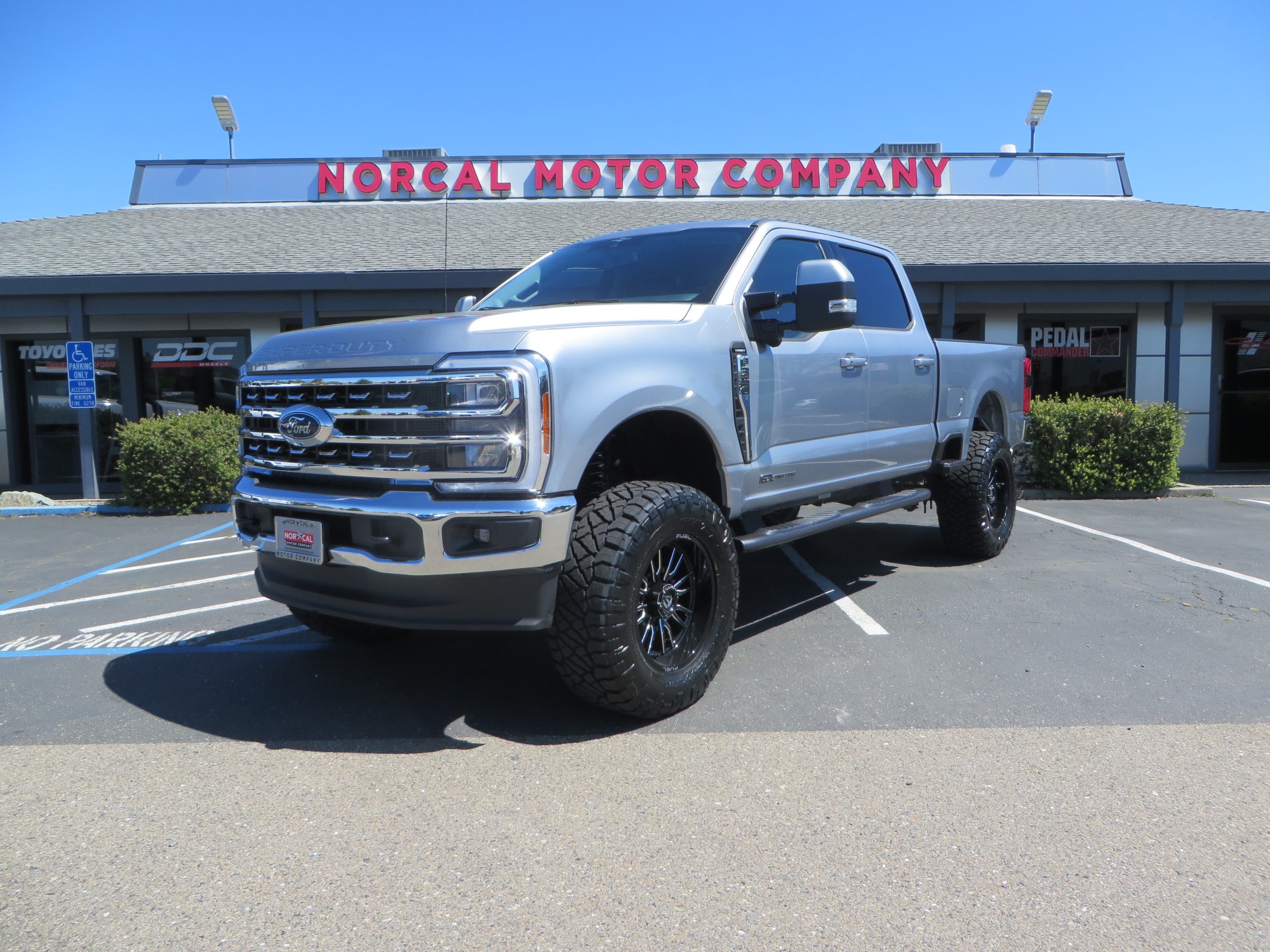 photo of 2023 Ford F-350 SD Lariat Crew Cab Long Bed 4WD